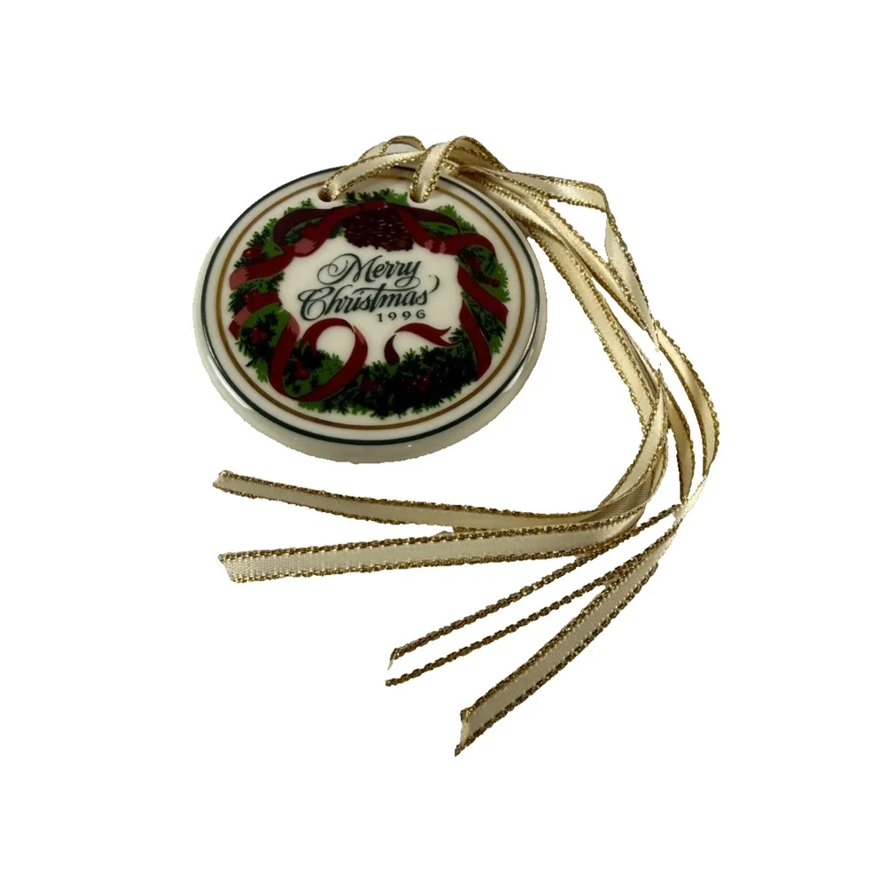 Longaberger Merry Christmas Ceramic Round Pottery Tie-On Vintage #31704